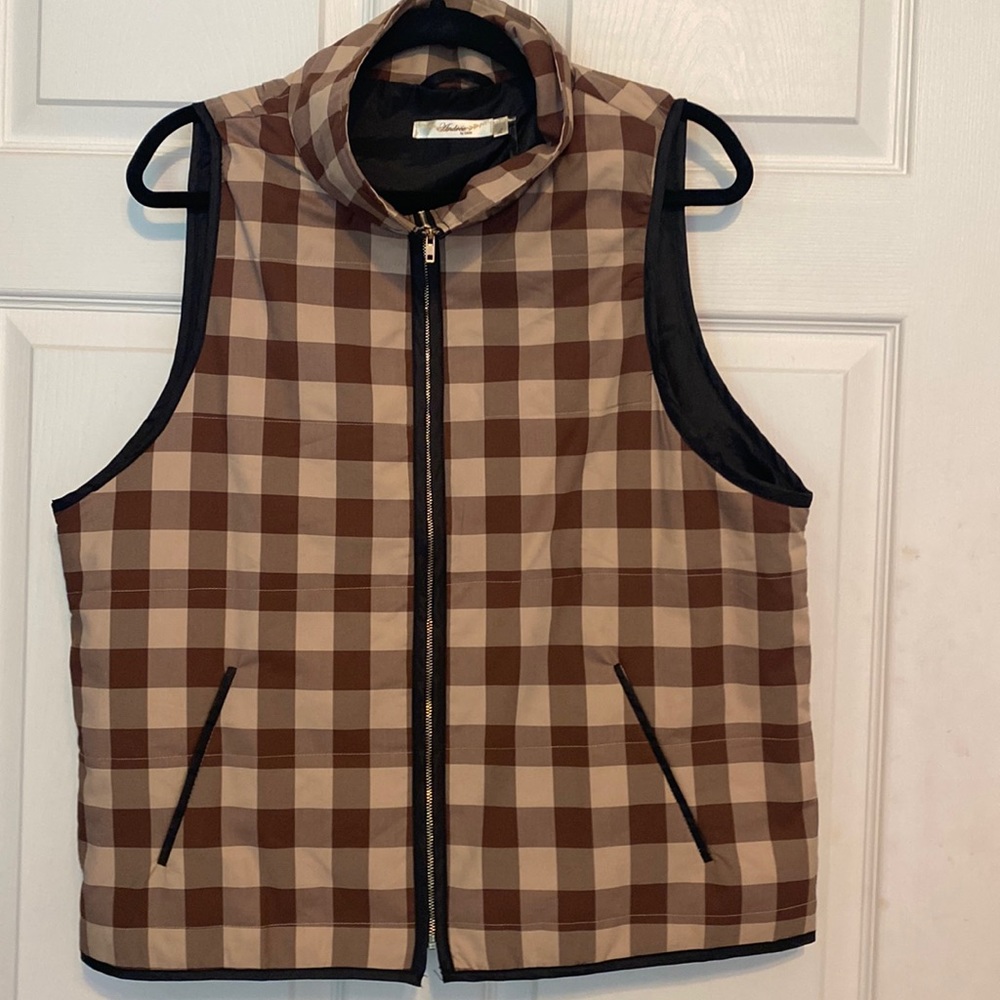Brown Buffalo plaid Ladies’ vest L. “Andree’ by Unit” brand